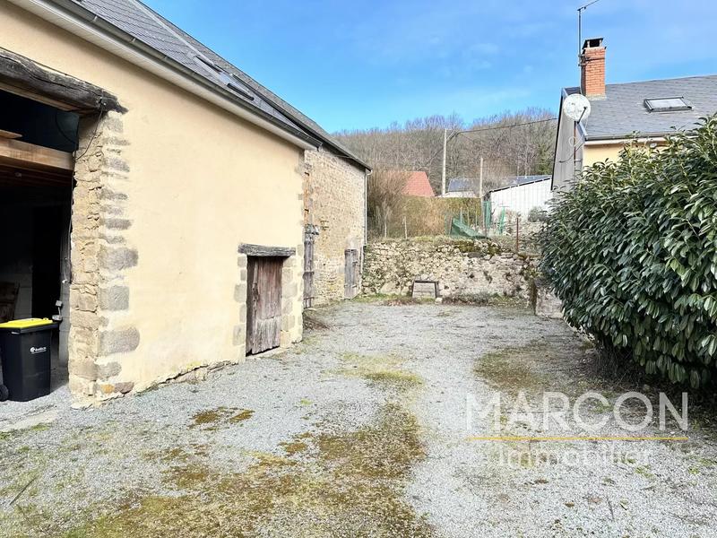 Maison - 95 m² - 5 pièces