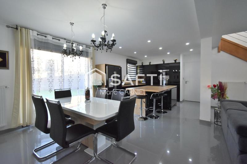 Maison - 123 m² - 6 pièces