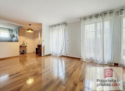 Maison - 88 m² - 3 pièces