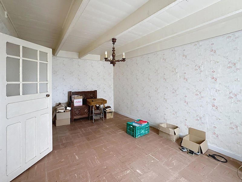 Maison - 85 m² - 5 pièces