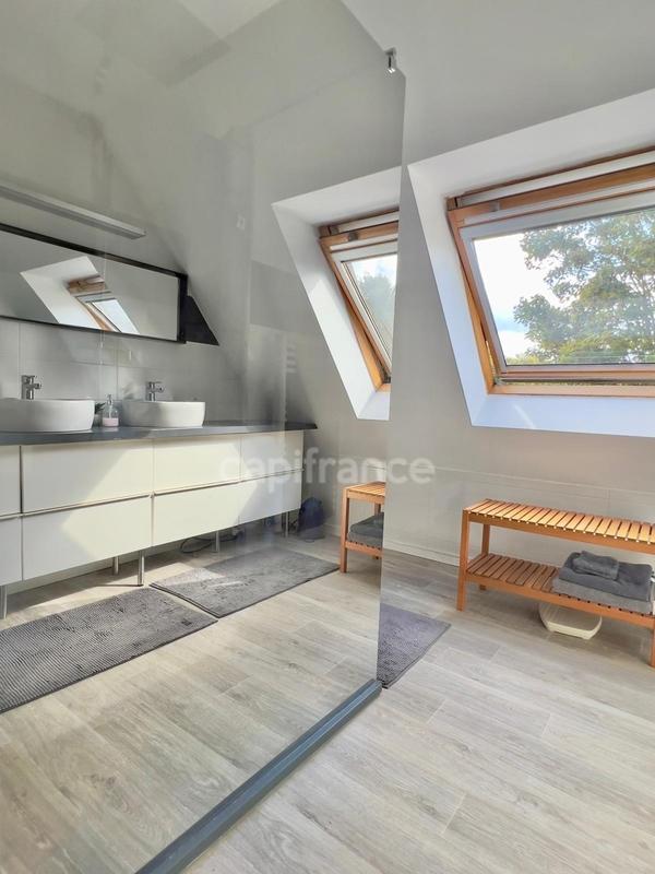 Maison - 173 m² - 6 pièces