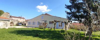 Maison - 96 m² - 4 pièces