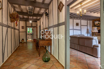 Maison - 171 m² - 6 pièces