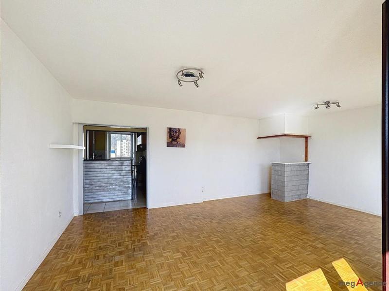 Appartement - 84 m² - 4 pièces