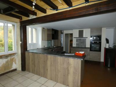 Maison ancienne - 198 m² - 6 pièces