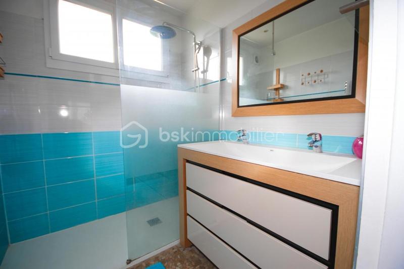 Maison - 150 m² - 8 pièces