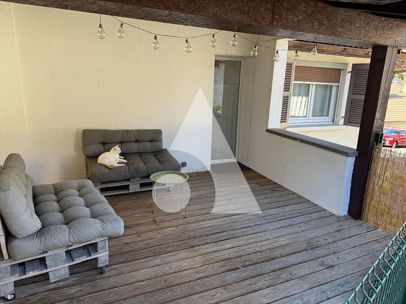 Maison - 98 m² - 5 pièces