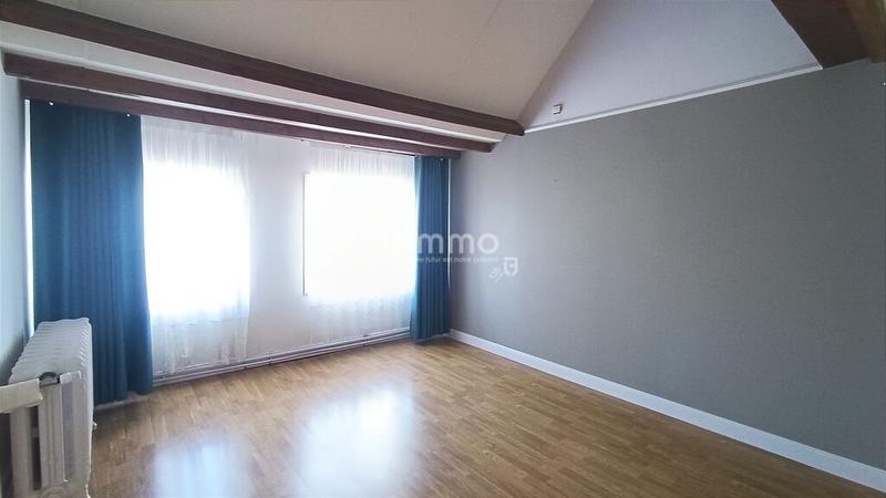 Maison - 102 m² - 5 pièces