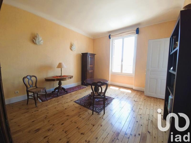 Maison de ville - 238 m² - 9 pièces