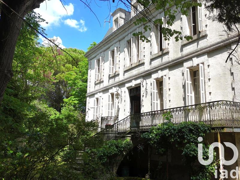 Maison de ville - 373 m² - 14 pièces