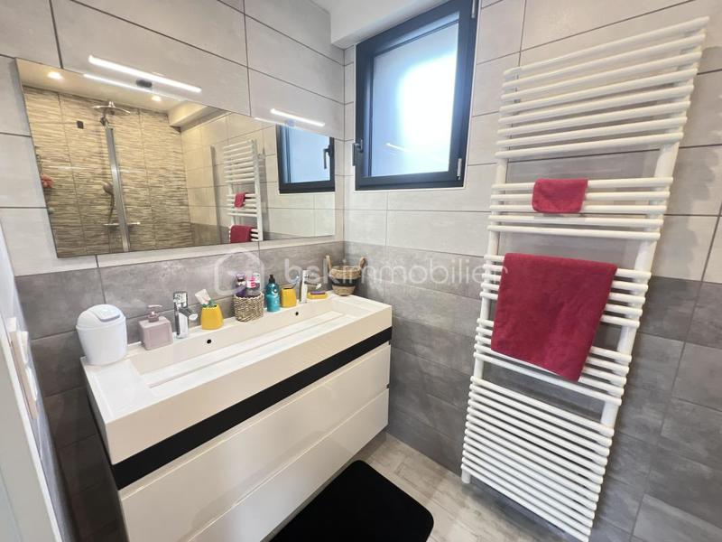 Maison - 106 m² - 2 pièces