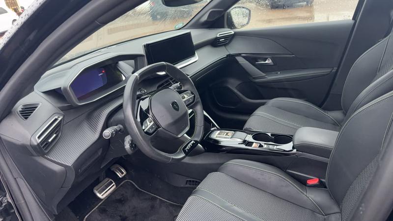 Peugeot E-208 156 115kWh Gt