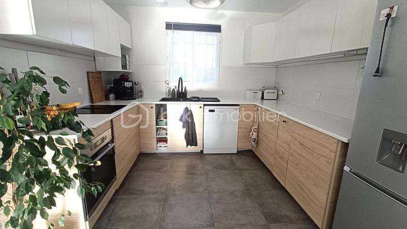 Villa - 93 m² - 4 pièces