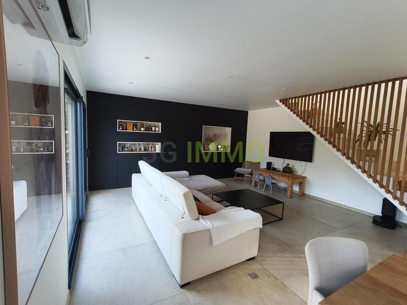 Maison - 135 m² - 5 pièces