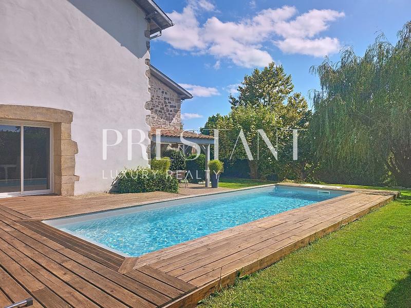 Maison - 152 m² - 5 pièces