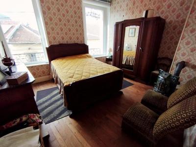 Maison - 162 m² - 7 pièces