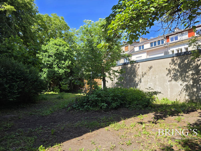 Appartement - 146 m² - 6 pièces