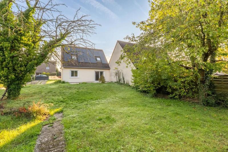 Maison - 87 m² - 5 pièces