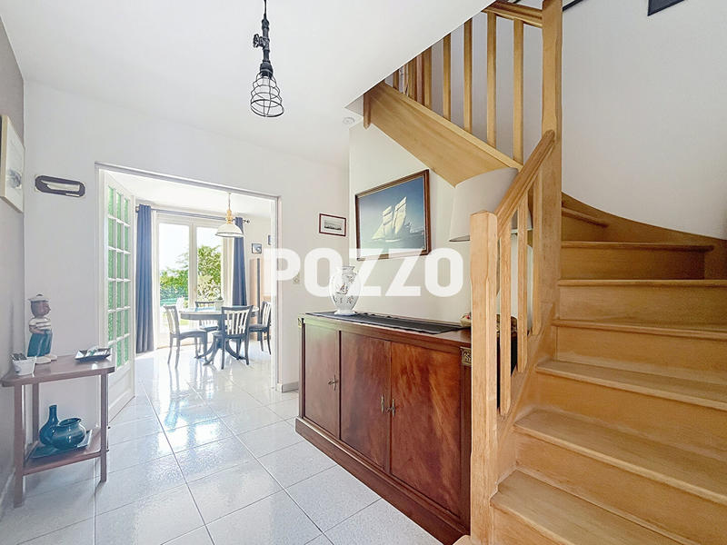 Maison - 150 m² - 6 pièces