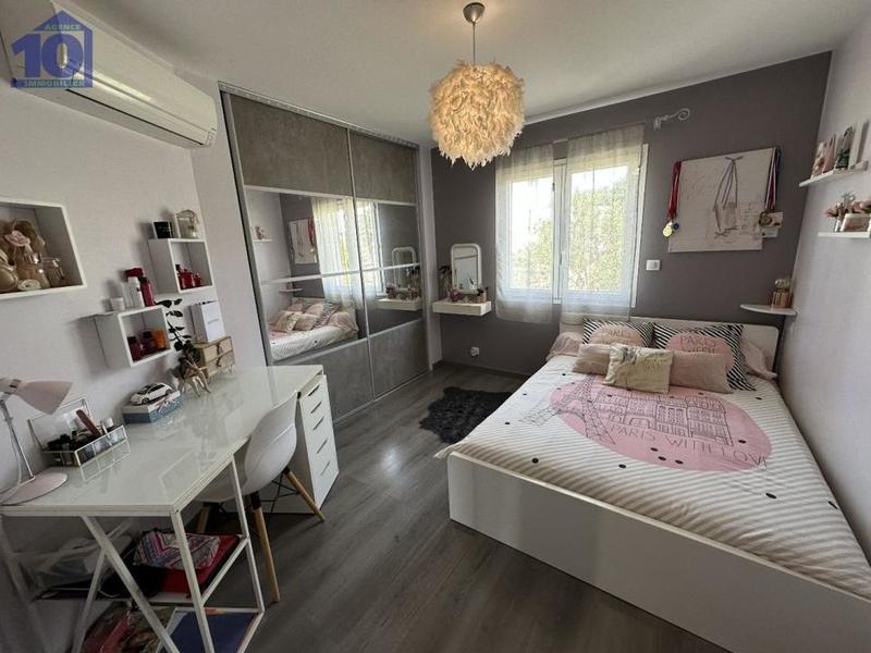 Maison - 125 m² - 4 pièces