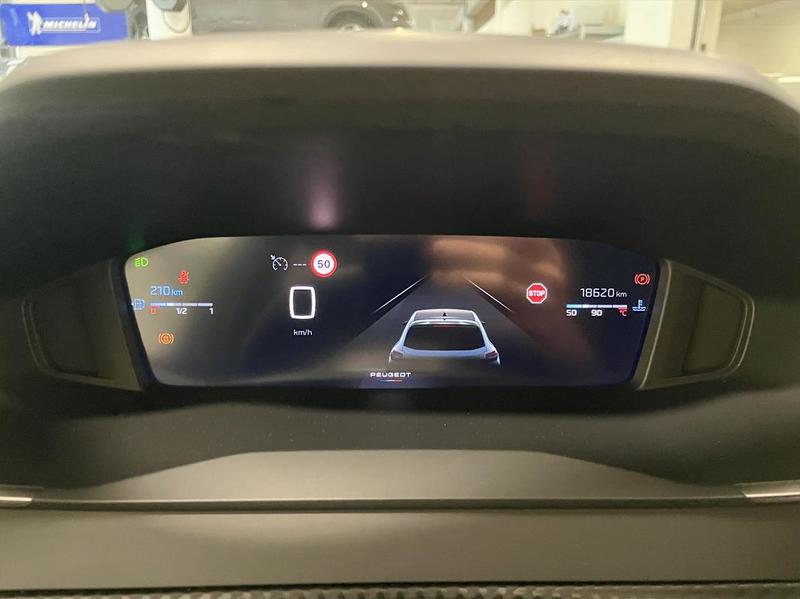 Peugeot 208 II (2) 1.2 Puretech 100 Allure