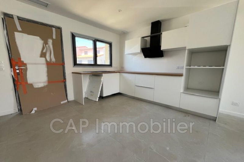 Maison - 102 m² - 4 pièces