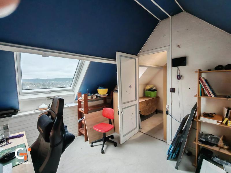 Maison - 134 m² - 8 pièces