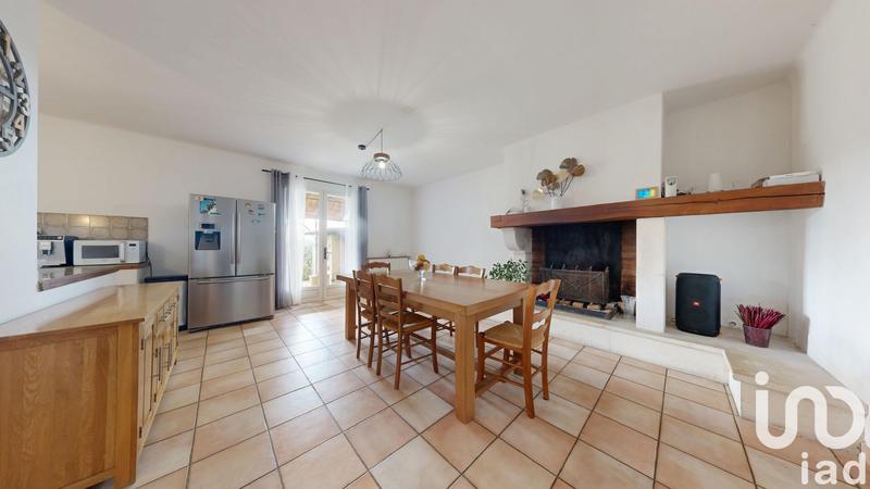 Maison - 280 m² - 10 pièces
