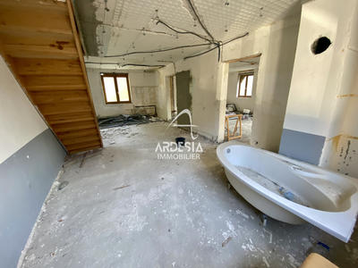 Maison - 150 m² - 5 pièces