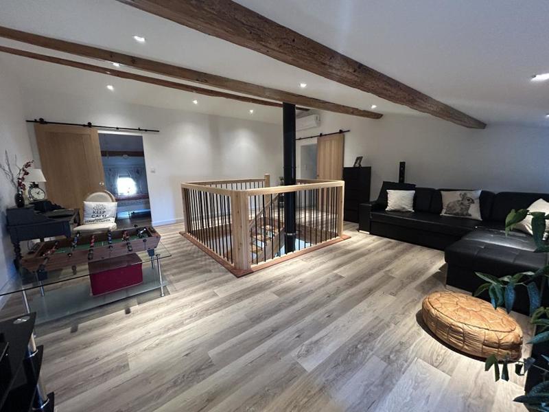 Maison - 405 m² - 13 pièces