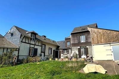 Maison - 141 m² - 6 pièces