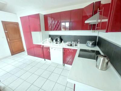 Appartement - 60 m² - 2 pièces