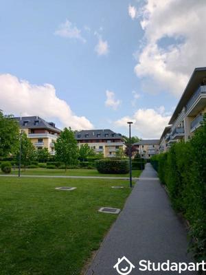 Chambre - 9 m² - 1 pièce