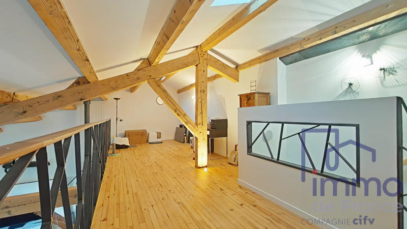 Maison - 200 m² - 6 pièces