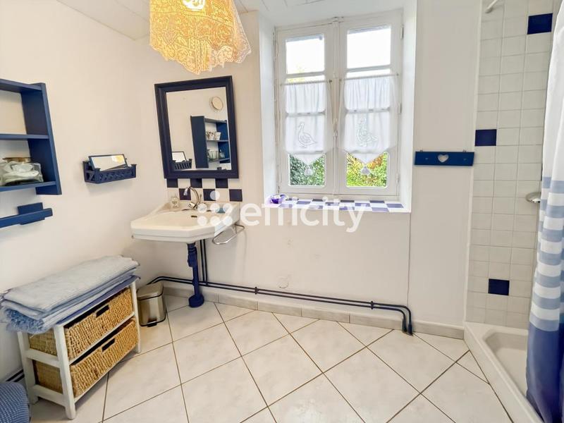 Maison - 151 m² - 7 pièces