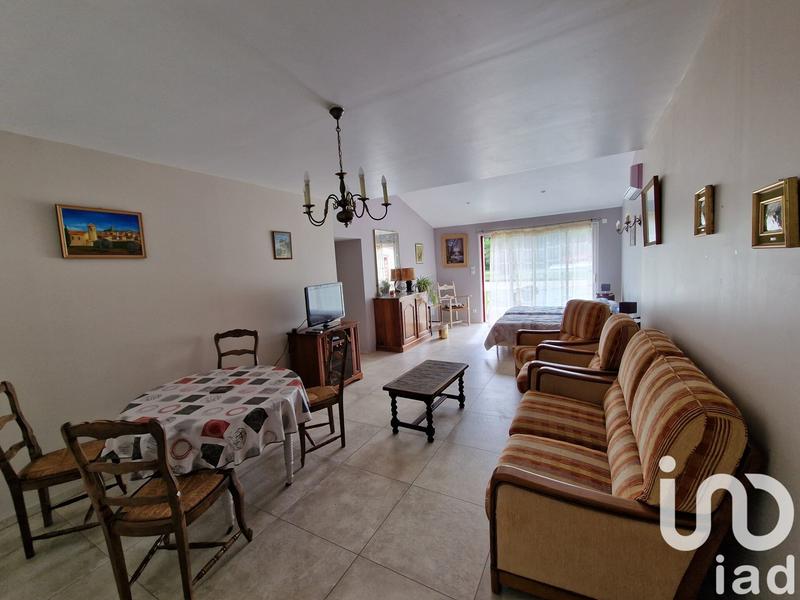 Maison - 360 m² - 10 pièces