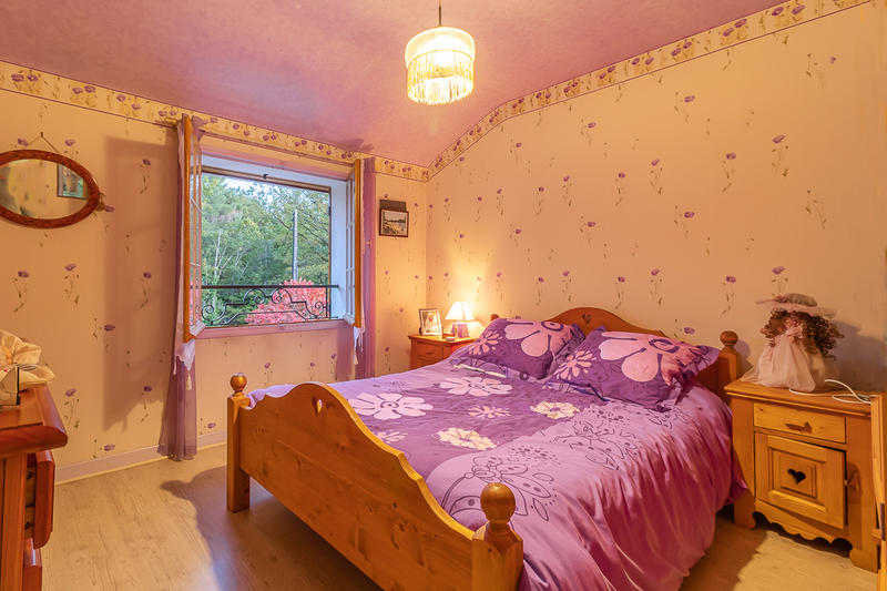 Maison - 137 m² - 6 pièces