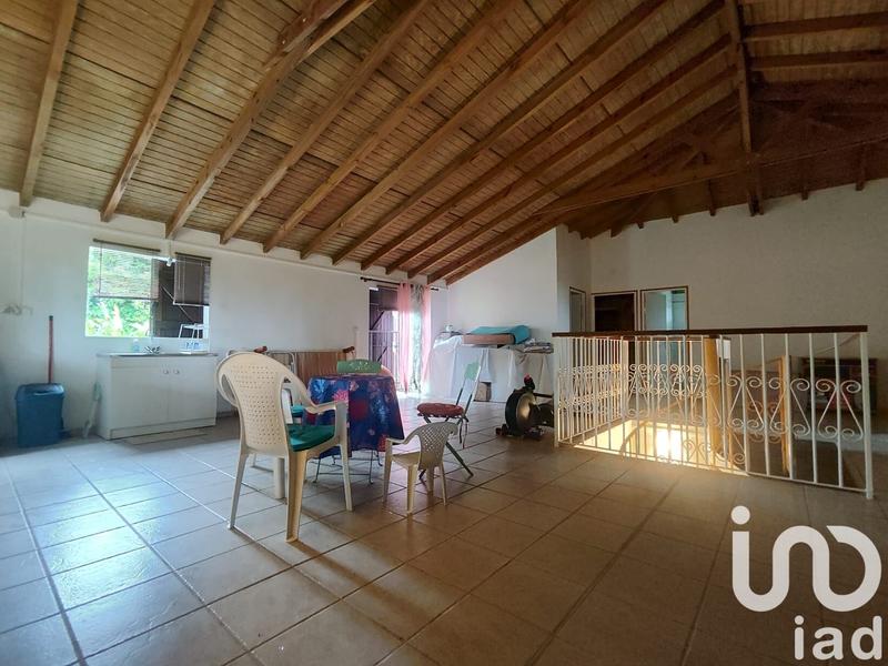 Maison - 241 m² - 8 pièces