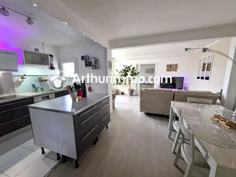 Appartement - 85 m² - 4 pièces