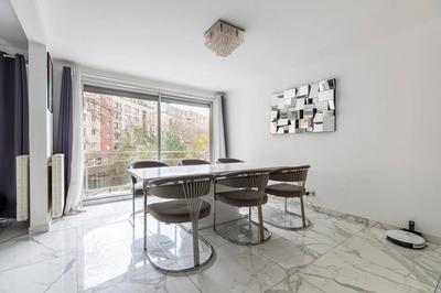 Appartement - 94 m² - 4 pièces