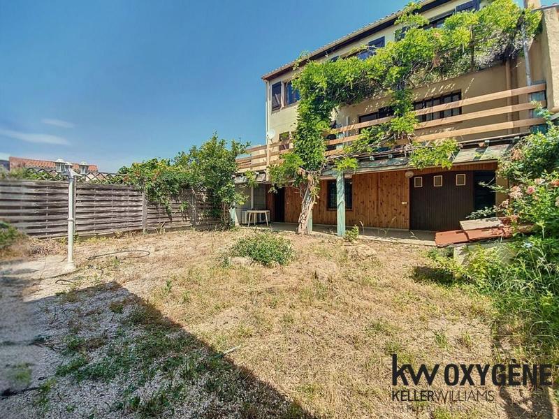 Maison - 186 m² - 5 pièces