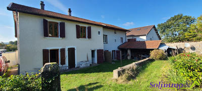 Maison - 255 m² - 11 pièces