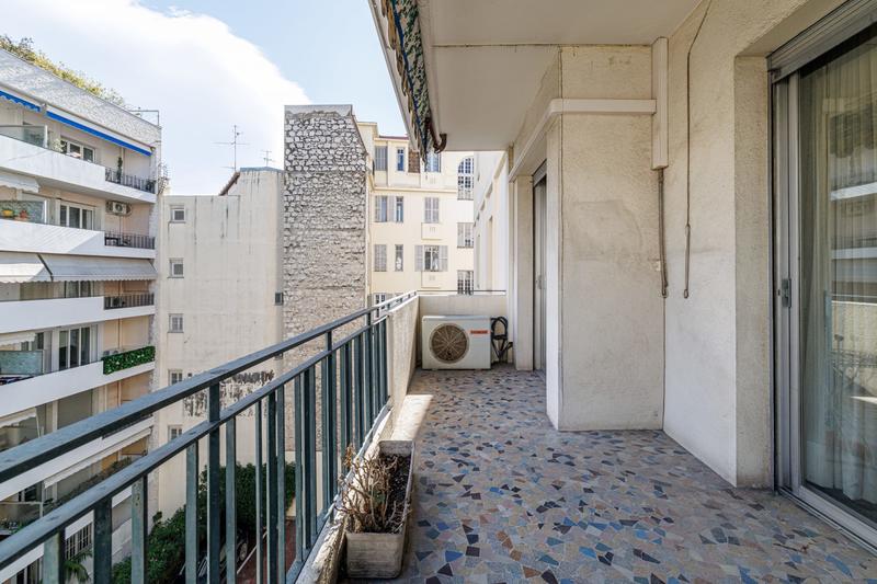 Appartement - 105 m² - 4 pièces