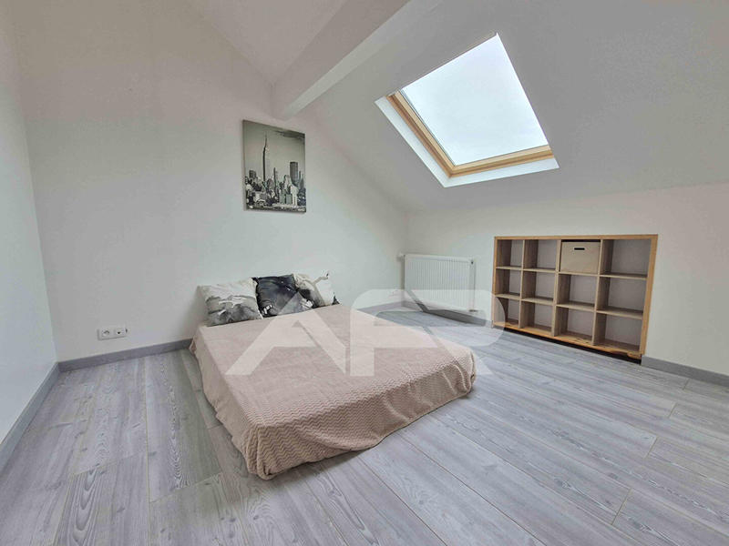 Maison - 160 m² - 8 pièces