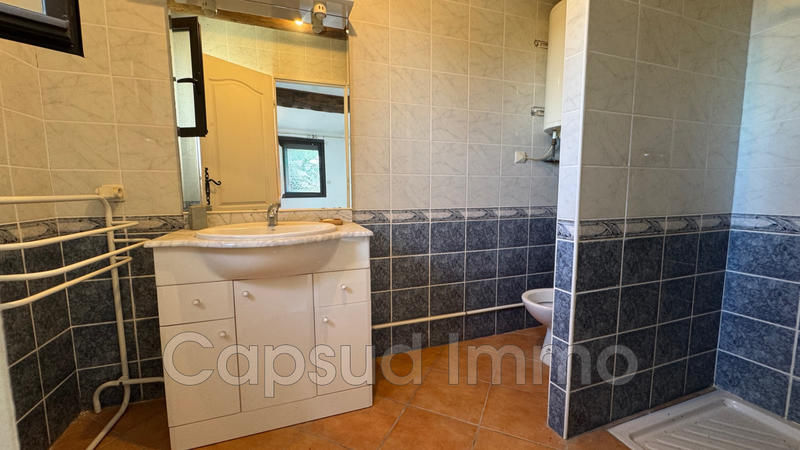 Propriété - 290 m² - 9 pièces