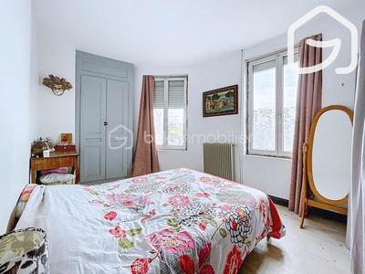 Maison de ville - 70 m² - 5 pièces