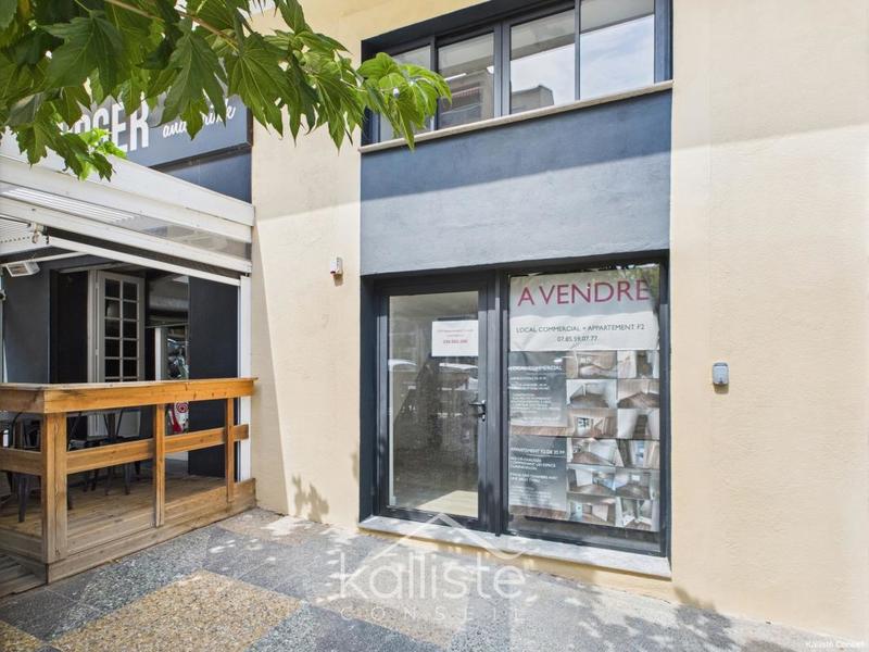 Local commercial - 68 m² - 4 pièces