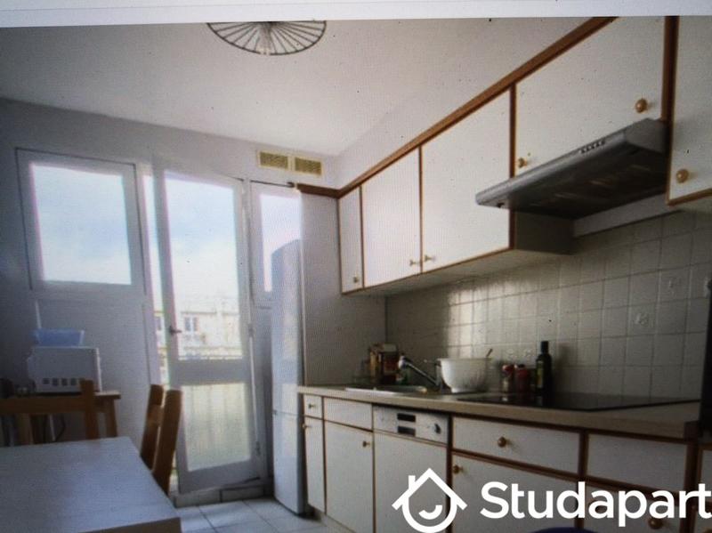 Chambre - 15 m² - 1 pièce