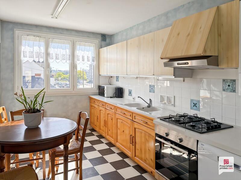 Appartement - 84 m² - 5 pièces