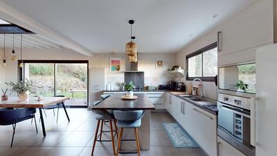 Maison - 131 m² - 4 pièces